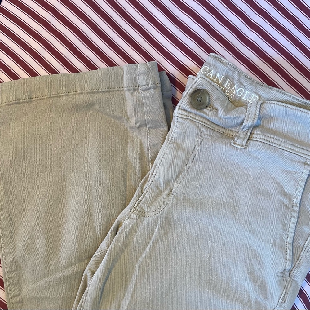American Eagle Khaki Super Stretch Pants